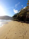 A Praia da Parnaioca, na Ilha Grande é deslumbrante! O encontro entre o oceano, o Rio Parnaioca e a Mata Atlântica cria uma paisagem onde a natureza e a história caminham lado a lado.

🍃Parnaioca, Ilha Grande- RJ

#riomontanha #parnaioca #ilhagranderj #ecoturismo #turismoconconciencia