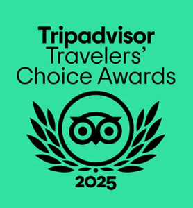 Travelers' Choice Award from TripAdvisor, received in 2025 by Rio Montanha, an ecotourism agency in Rio de Janeiro.